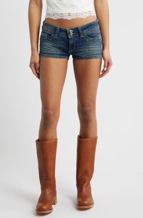 BDG Piper Low Rise Denim Shorts in Mid Vintage at Nordstrom, Size 32 X 32