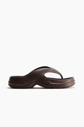 H&M Chunky Flip-flops in Dark Brown at Nordstrom, Size 5