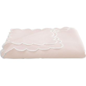 Matouk Savannah Gardens 68 x 108-Inch Tablecloth in Pink at Nordstrom, Size 68X126