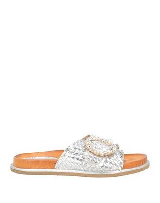 Nila & Nila CALZADO - Sandalias con cierre en YOOX.COM