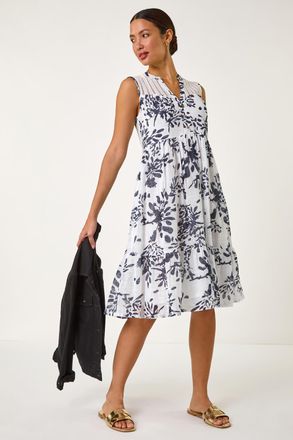 Roman Floral Print Lace Detail Smock Dress