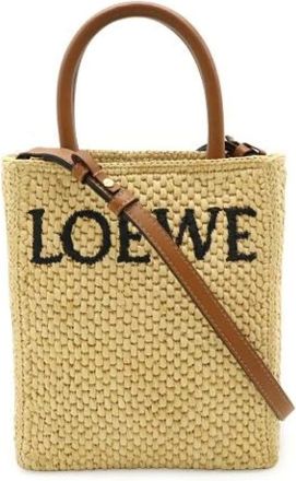 Loewe Pre-owned Cross Body Bags, female, Beige, Size: ONE SIZE Pre-owned Raffia Cross Body Bag