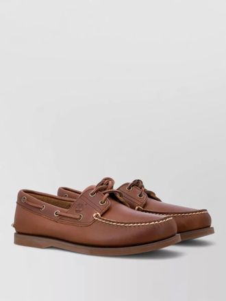 Timberland boat shoes two eyelets round toe stitching