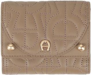 Aigner Marroquiner&iacute;a - Billeteras en YOOX.COM