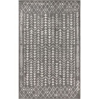 Jonathan Y Designs Ziri Moroccan Geometric Area Rug in Gray/cream at Nordstrom, Size 4Ft 0In X 6Ft 0In
