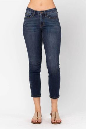 Judy Blue Mid Rise Cropped Relaxed Denim Jeans In Dark Wash