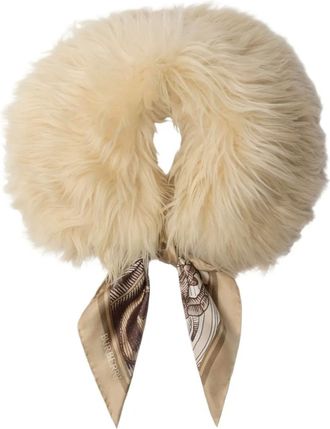 Burberry Sjaal met lammy afwerking - Beige