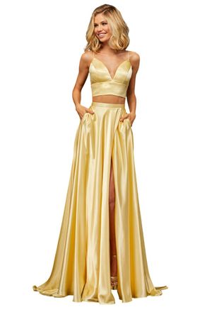Sherri Hill Two Piece Gown In Yellow