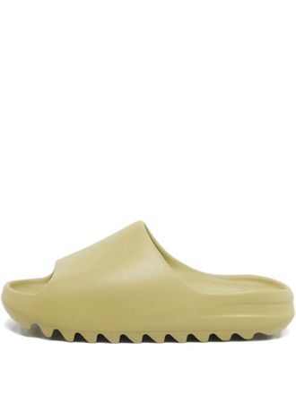 Yeezy by Kanye West rubber slides - men - Rubber/Rubber/Rubber - 43 - Green