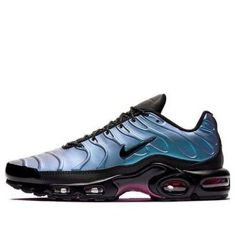 Nike Air Max Plus SE Throwback Future AJ2013-006