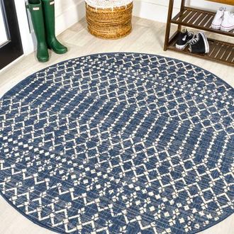 Jonathan Y Designs Ourika Moroccan Geometric Textured Weave Indoor/Outdoor Round Area Rug in Navy/beige at Nordstrom, Size 5Ft 0In X 5Ft 0In