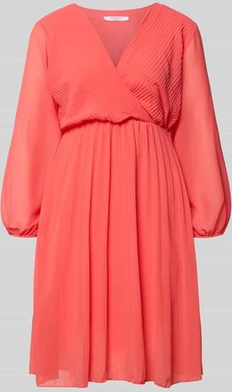 Zabaione Kleid aus Viskose-Mix mit V-Ausschnitt in Apricot, Gr&ouml;&szlig;e XXL