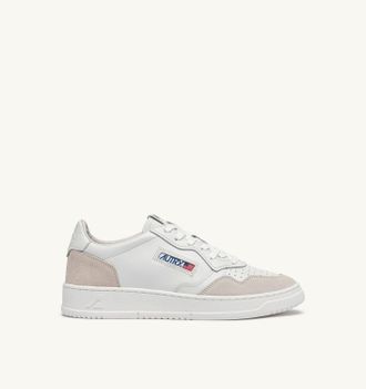 Autry MEDALIST LOW SNEAKERS IN WHITE LEATHER AND SUEDE