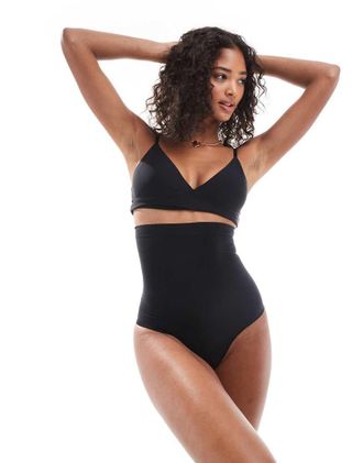 Spanx sculpt Seamless Power high-waisted thong in black