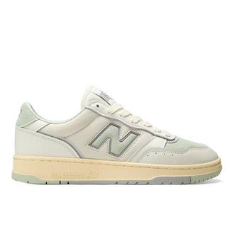 New Balance Unisex BB950 in Beige/Verde, Pelle, Taglia 38.5