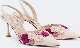 Manolo Blahnik Svemutlasi floral-appliqu&eacute; slingback pumps