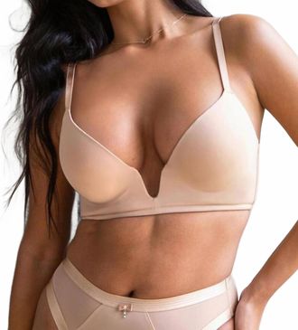 Pour Moi Definitions U Wire Plunge Low Back Push-Up Bra In Sand
