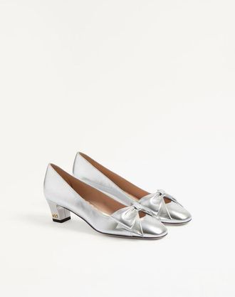 Valentino Garavani D&eacute;collet&eacute; Bowow In Nappa Laminata 45Mm Donna SILVER 36.5