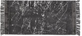 Beliani Alfombra De Viscosa Gris Oscuro Blanco 80 X 150 Cm Algod&oacute;n Flecos Moderno Hanli