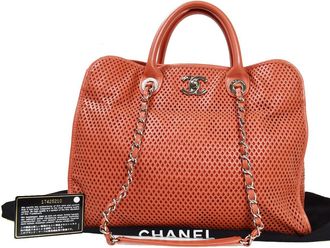 Chanel French Riviera Tote Quilted Caviar Red Leather Handbag (Pre-Owned)