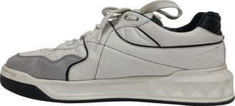 Valentino Pre-owned Mens Garavani One Stud Low-Top Sneakers in White Lamb Leather - Size EU 42