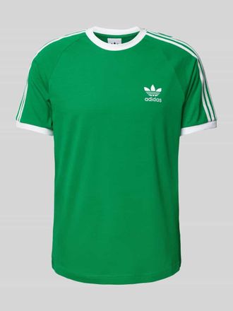 adidas Originals T-Shirt mit geripptem Rundhalsausschnitt in Gruen, Gr&ouml;&szlig;e S