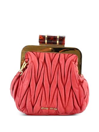 Miu Miu Kisslock Frame Clutch with Chain Matelasse Leather Mini crossbody bag - Roze