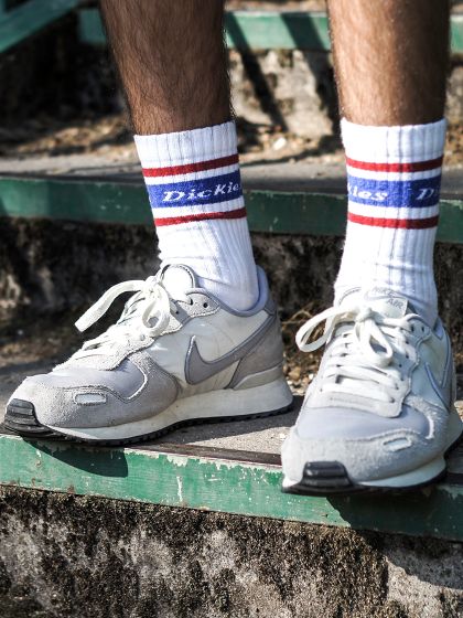 Mit diesen 5 simplen Tricks kann man Schweißfüße vermeiden