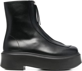 The Row zip-front ankle boots - women - Leather - 39 - Black