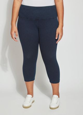 Lyss&eacute; Denim Capri Curvy