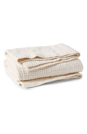 Coyuchi Pebbled Handstitched Organic Cotton Quilt in Undyed at Nordstrom, Size Twin