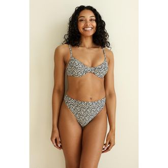 Dippin' Daisy's Swimwear West Coast Underwire Bikini Top in Wild Child at Nordstrom, Size X-Small