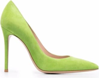 Gianvito Rossi Groene su&egrave;de pumps met spitse neus - Dames - Pumps - Groen - 36 EU - Su&egrave;de - Schoenen