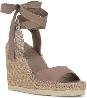 Vince Camuto Bendsen Wedge Sandal in Truffle Taupe at Nordstrom Rack, Size 9.5