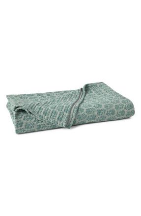 Coyuchi Mirada Organic Cotton Matelass&eacute; Blanket in Thyme Chrysanthemum at Nordstrom, Size King/california King