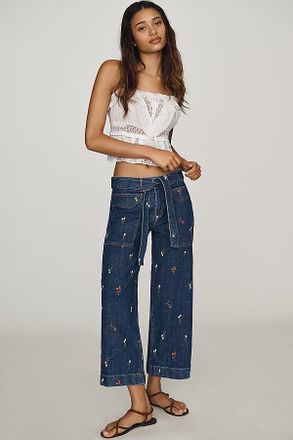 Pilcro Low-Rise Crop Wide-Leg Belted Jeans