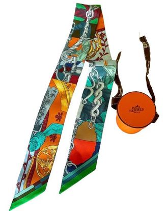 Herm&egrave;s Printed Silk Twilly