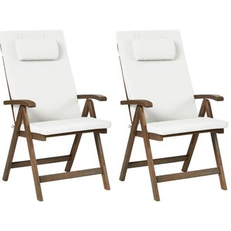 Beliani Conjunto De 2 Sillas De Jard&iacute;n R&uacute;sticas De Madera De Acacia Natural Ajustables Plegables Con Reposabrazos Cojines Blanco Crema Amantea Premium
