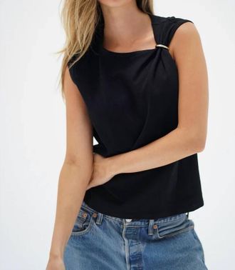 LnA Idol Sleeveless Tee In Black