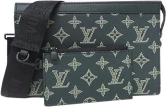 Louis Vuitton Pre-owned Monogram Shadow Gaston Wearable Wallet Schoudertas - Dames - Vintage Schoudertas - Groen - ONE Size - Leer - Vintage