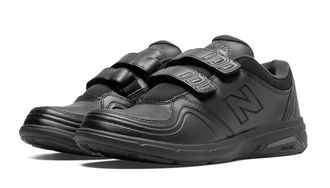 New Balance Womens Velcro Shoe In Black