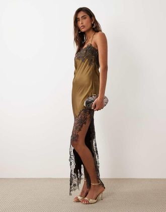 Asos Vestito midi in raso kaki con applicazioni in pizzo-Rosa