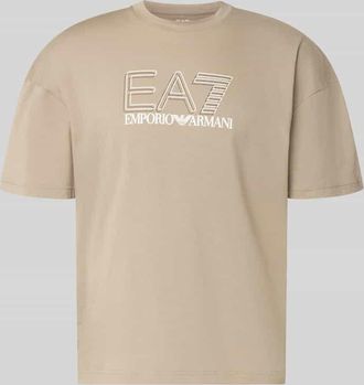 Emporio Armani T-Shirt mit Logo und Rundhalsausschnitt in Beige, Gr&ouml;&szlig;e XXXL