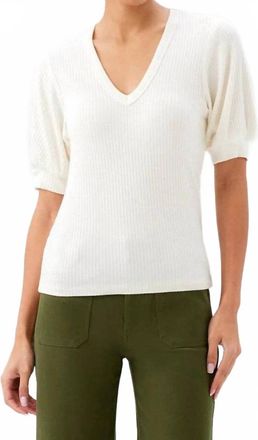 Karen Kane Ribbed Short Sleeve Top In Cream
