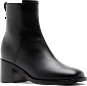 La Canadienne Jordan City Dry Bootie in Black Leather at Nordstrom Rack, Size 5.5