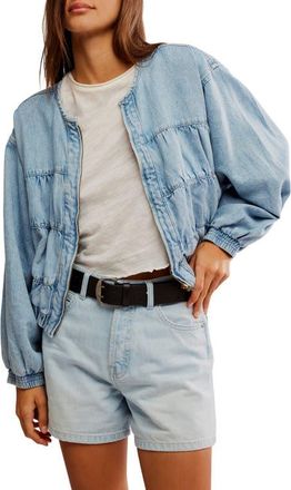 Free People Layla Smocked Crop Denim Jacket in Sunbeam at Nordstrom, Size X-Large