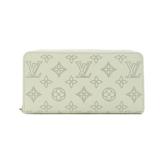 Louis Vuitton Green Mahina Leather (Pre-Owned)