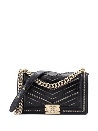 Chanel Boy Flap Bag Chevron Embellished Crumpled Calfskin Old Medium shoulder bag - women - Calf Leather - One Size - Black