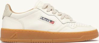 Autry MEDALIST LOW SNEAKERS IN MARSHMALLOW LEATHER