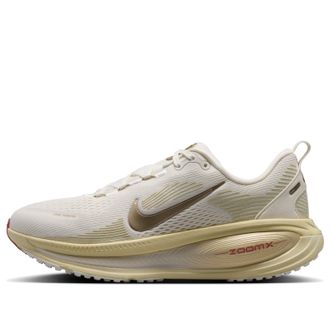 Nike (WMNS) Nike Air Zoom Vomero 18 Sail Metallic Gold HM6804-118